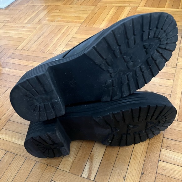 Zip front boots - Picture 5 of 5